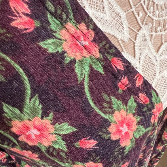 Medium Lularoe Sarah Duster sweater… pink flowers on purple background. Ribbed. - Picture 3 of 4